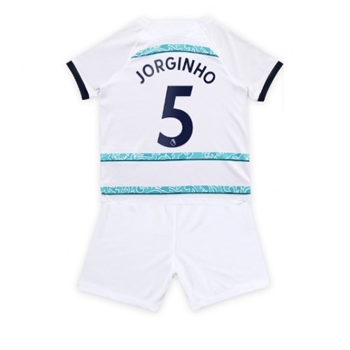 Chelsea Jorginho #5 Bortedraktsett Barn 2022-23 Kortermet (+ Korte bukser) Chelsea Jorginho #5 Bortedraktsett Barn 2022-23 Kortermet (+ Korte bukser)